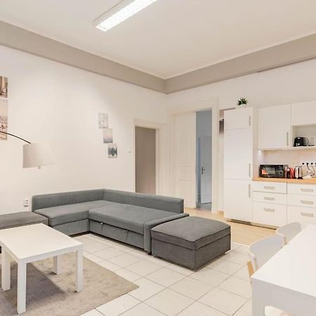 Queen Erzsebet Apartment بودابست المظهر الخارجي الصورة
