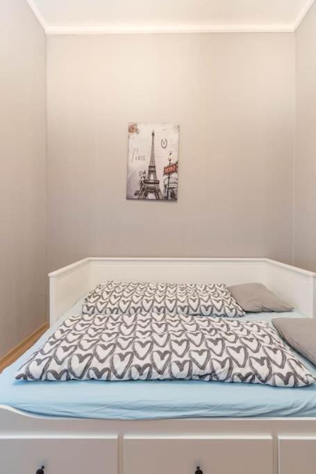 Queen Erzsebet Apartment بودابست المظهر الخارجي الصورة